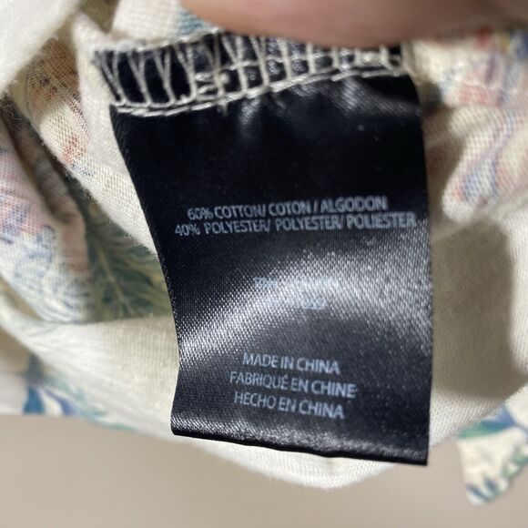 Jurassic Park Shirt XL Hawaiian Print Casual Short Sleeve Button Up Soft - Picture 11 of 13